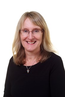 Photo of Mrs L Brumby