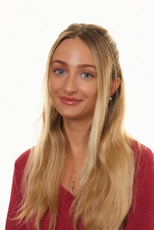 Photo of Mrs L Hicks
