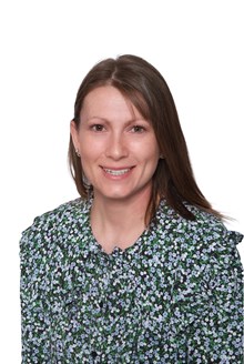 Photo of Mrs R Thompson