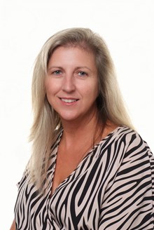 Photo of Mrs C Dixon