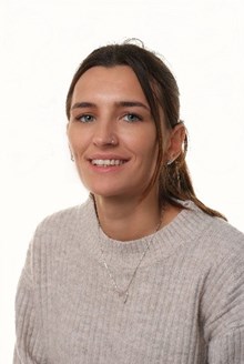 Photo of Miss S Hall